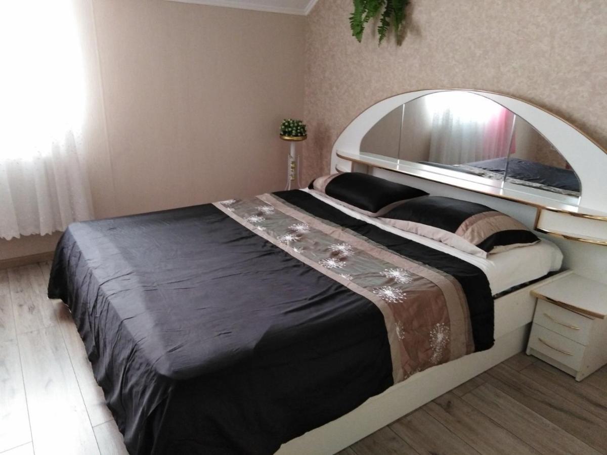 Apartament On Komarova 29 Вулиця Комарова 29 Kropyvnytskyi Luaran gambar